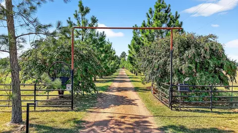 993 County Line Rd, Whitesboro, TX 76273