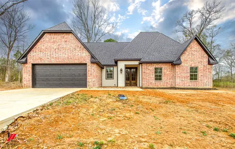 1020 Voss Dr, Stonewall, LA 71078