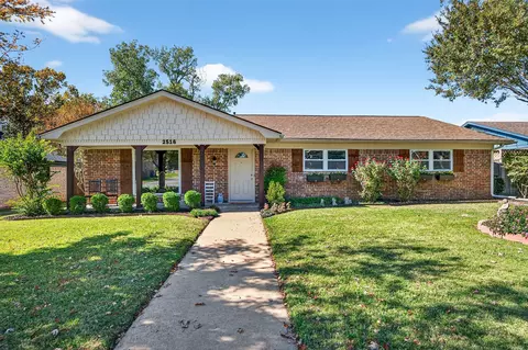 2516 Bennett Ave, Sherman, TX 75090