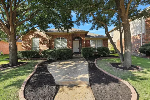 3812 Acacia Trl, The Colony, TX 75056
