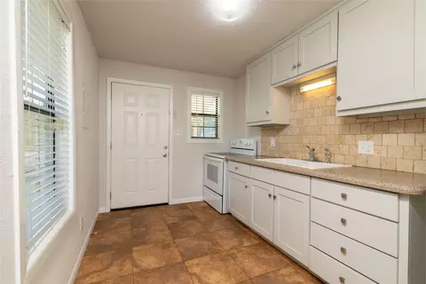 Other - 3224 N Hampton St, Fort Worth, TX 76106 photo 1 of 7