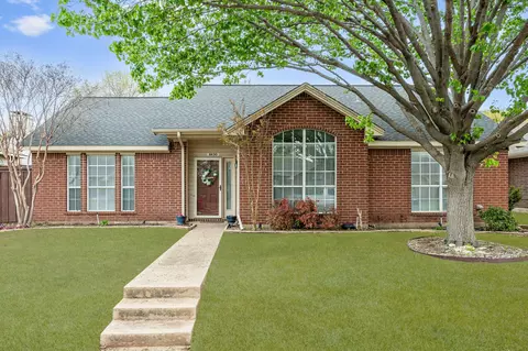 8430 Cripple Creek Dr, Frisco, TX 75034