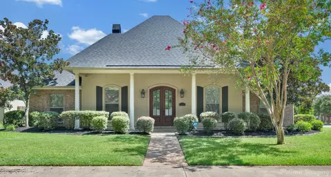 201 Eagle Bend Way, Shreveport, LA 71115