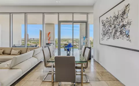 1717 Arts Plz #1804, Dallas, TX 75201