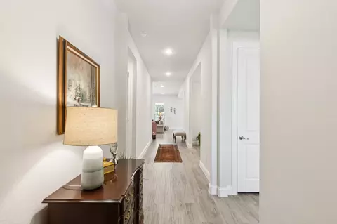 Entry Way - 2829 Sandstone Dr, Hurst, TX 76054 photo 2 of 4
