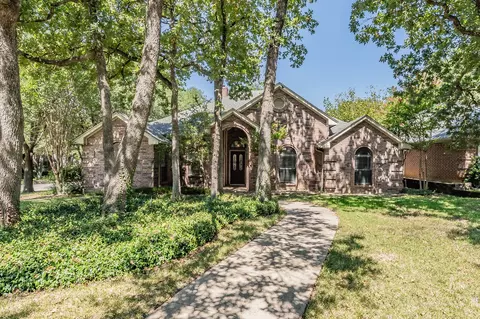 3407 Forestshire Ct, Arlington, TX 76001