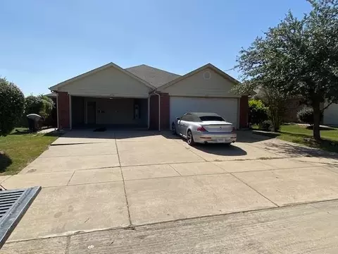472 Brookbank Dr, Crowley, TX 76036