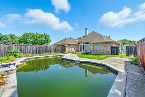 Exterior - 6325 Ahnee Dr, Rowlett, TX 75089 photo 6 of 6