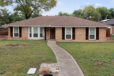 3054 Kiestridge Dr, Dallas, TX 75233