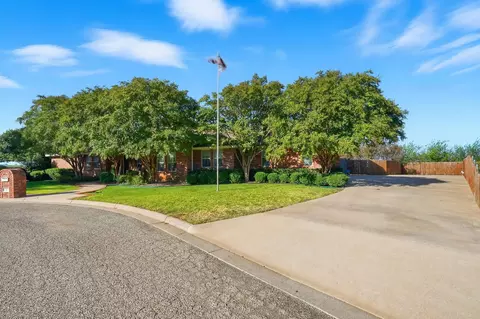 8 Contour Dr, Abilene, TX 79606 photo 2