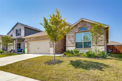 2209 Gill Star Dr, Haslet, TX 76052