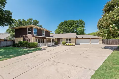 9004 Tioga Ct, Fort Worth, TX 76116