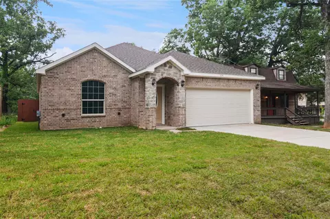 104 White Dove Trl, Mabank, TX 75156