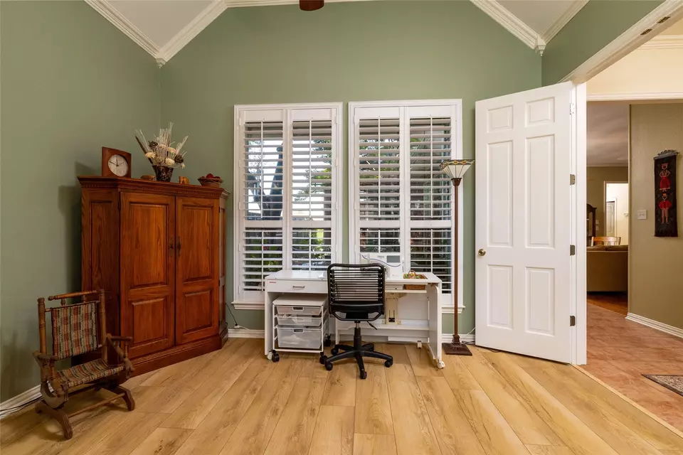 Other - 4710 Village Oak Dr, Arlington, TX 76017 photo 3 of 5