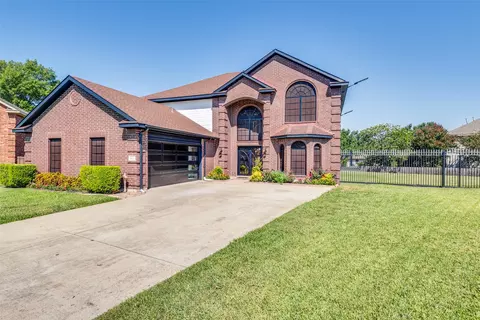 505 Teresa Ct, Desoto, TX 75115