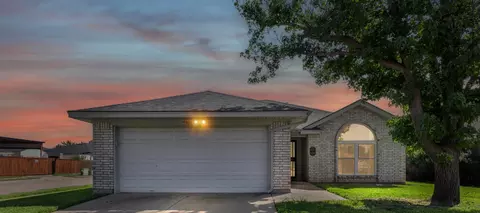 7301 Wagonwheel Rd, Fort Worth, TX 76133