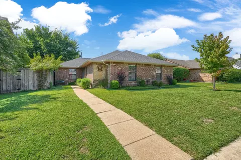 4509 Ebb Tide Dr, Rowlett, TX 75088