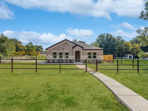 190 Kapuna Dr, Tool, TX 75143 photo 3
