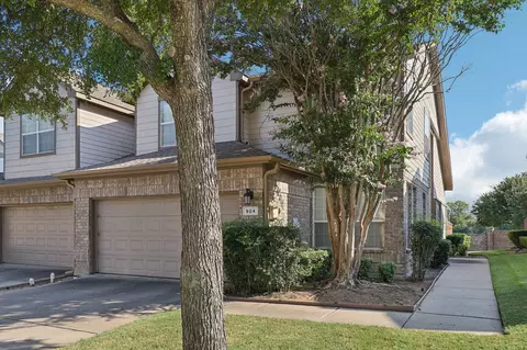924 Avondale Ln, Plano, TX 75025