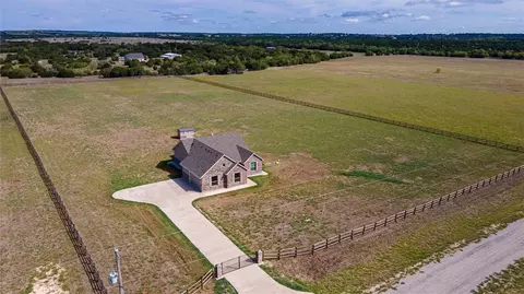 233 Pr 2657 Rd, Walnut Springs, TX 76690