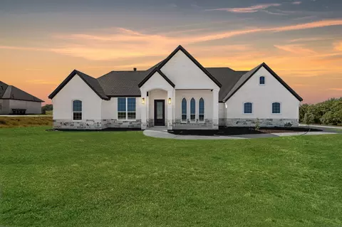 1025 Gonzollas Rd, Springtown, TX 76082