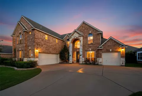 730 Celebrity Ct, Midlothian, TX 76065