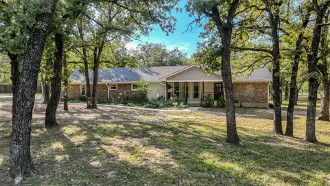 249 Wandering Ln, Weatherford, TX 76086