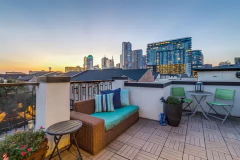723 S Cesar Chavez Blvd, Dallas, TX 75201