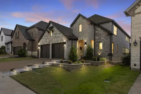 1720 Dartmoor Dr, Carrollton, TX 75010