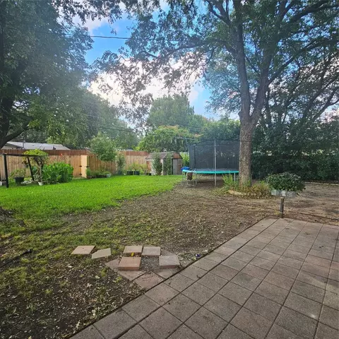 3209 St Croix Dr, Dallas, TX 75229