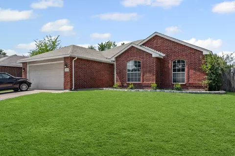 3405 Egerton Ln, Mansfield, TX 76063