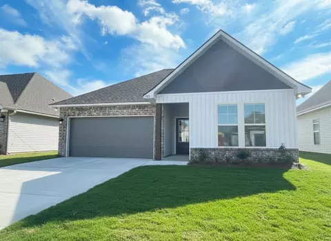 785 Venecia Dr, Bossier City, LA 71111