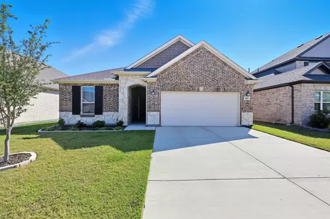 507 Claremont Dr, Justin, TX 76247