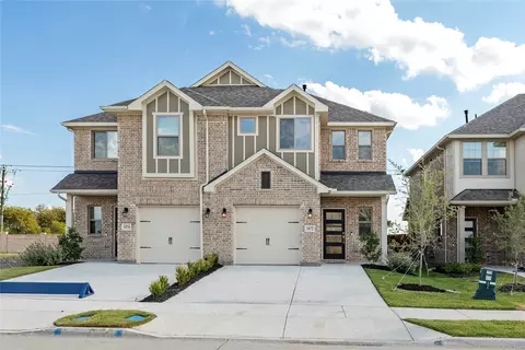 1072 Happy Holly Rd, Lavon, TX 75166