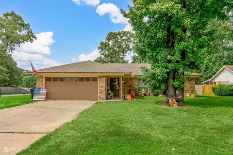 2903 Loriwood Dr, Haughton, LA 71037