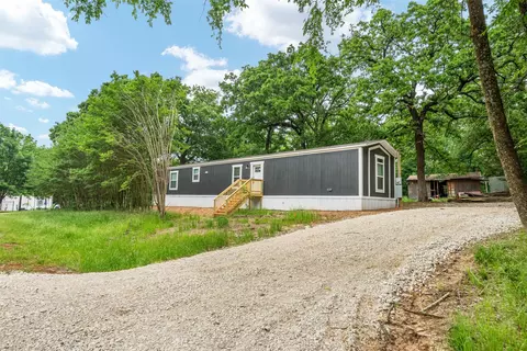 125 Neches Dr, Mabank, TX 75156