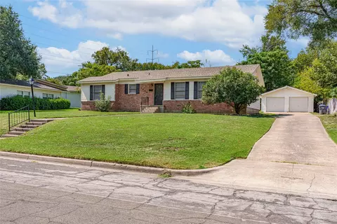 Exterior - 3808 N 30th St, Waco, TX 76708 photo 3 of 6