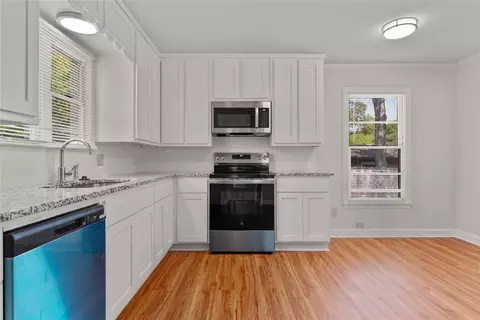Kitchen - 3808 N 30th St, Waco, TX 76708 photo 2 of 3