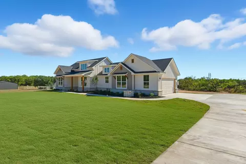 144 Graystone Dr, Weatherford, TX 76086