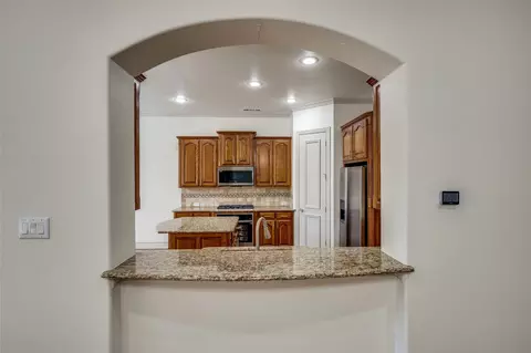 4452 Saint Andrews Blvd, Irving, TX 75038