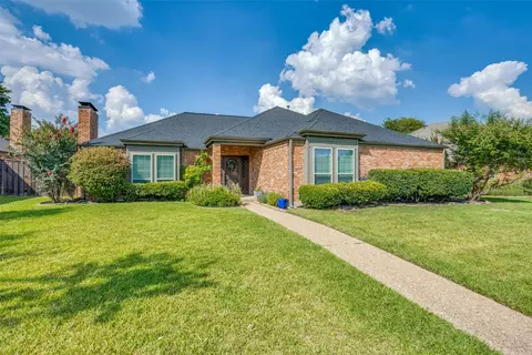 1324 Watersedge Dr, Plano, TX 75093
