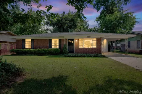 1710 Shady Grove Dr, Bossier City, LA 71112