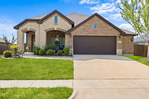 1901 Sunflower Dr, Glenn Heights, TX 75154