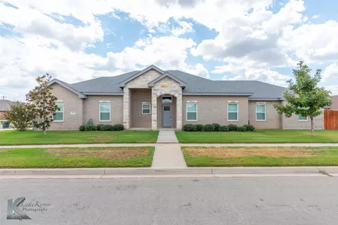 371 Buffalo Springs Dr, Abilene, TX 79602