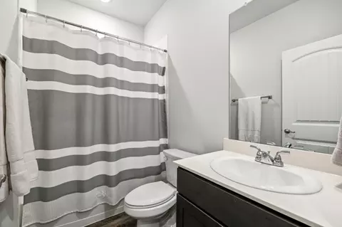 121 Willowbend Loop, Mabank, TX 75147 photo 8