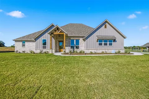 1024 Silver Sage Trl, Weatherford, TX 76085