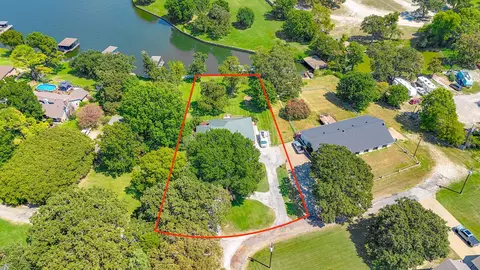 124 SE County Road 3186, Corsicana, TX 75109