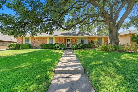 4713 Foxfire Way, Fort Worth, TX 76133