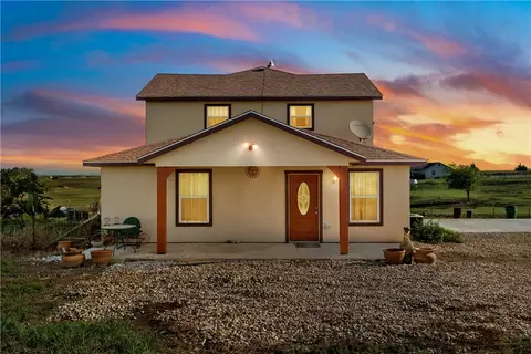 169 Hcr 3223 Rd, Penelope, TX 76676