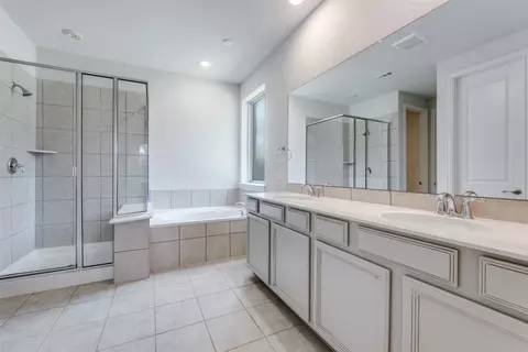 Bath - 2300 Westerly Cir, Corinth, TX 76210 photo 1 of 3